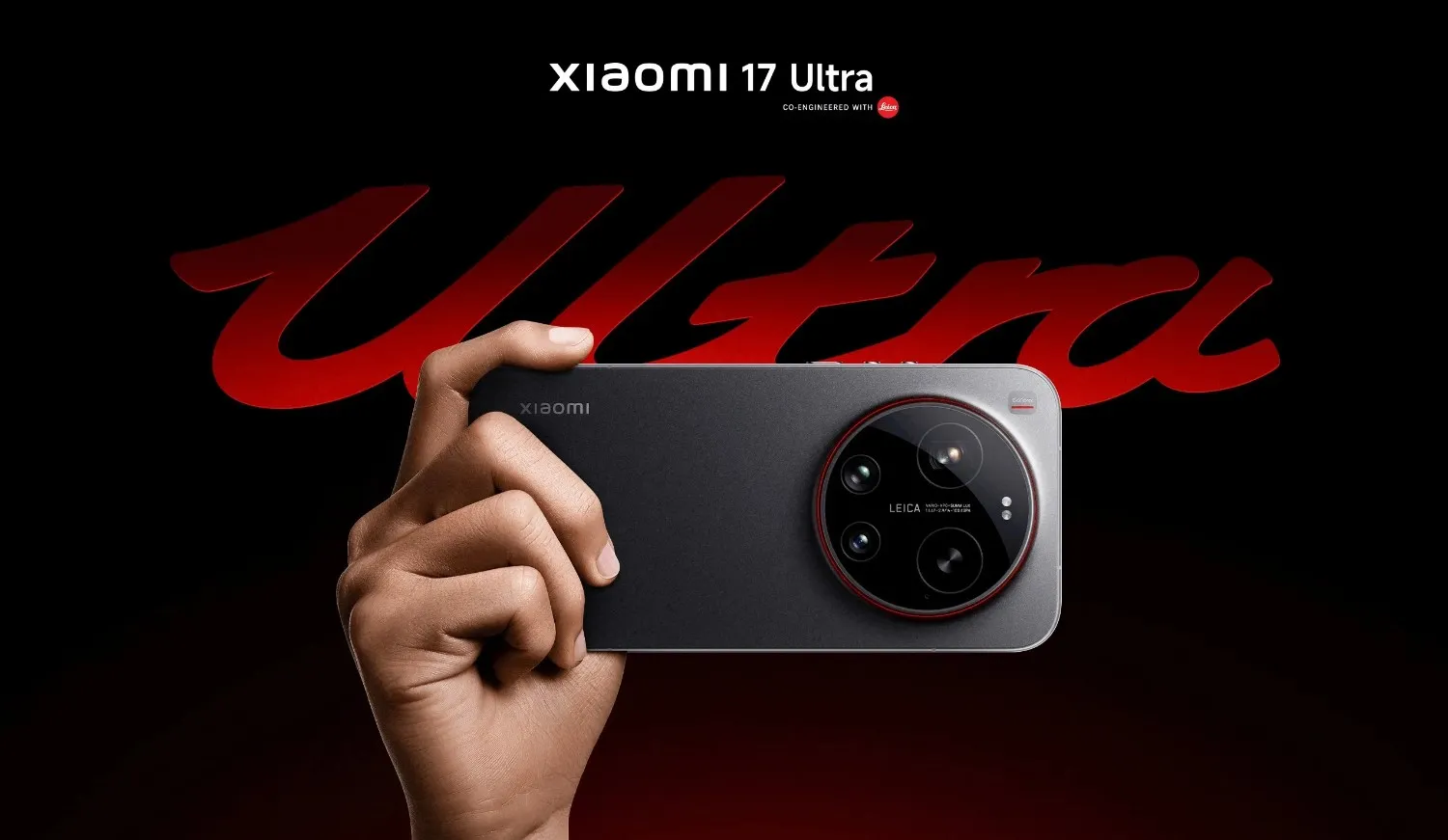 Xiaomi 17 Ultra in Starlit Green showing the Leica triple camera module with 200MP telephoto lens